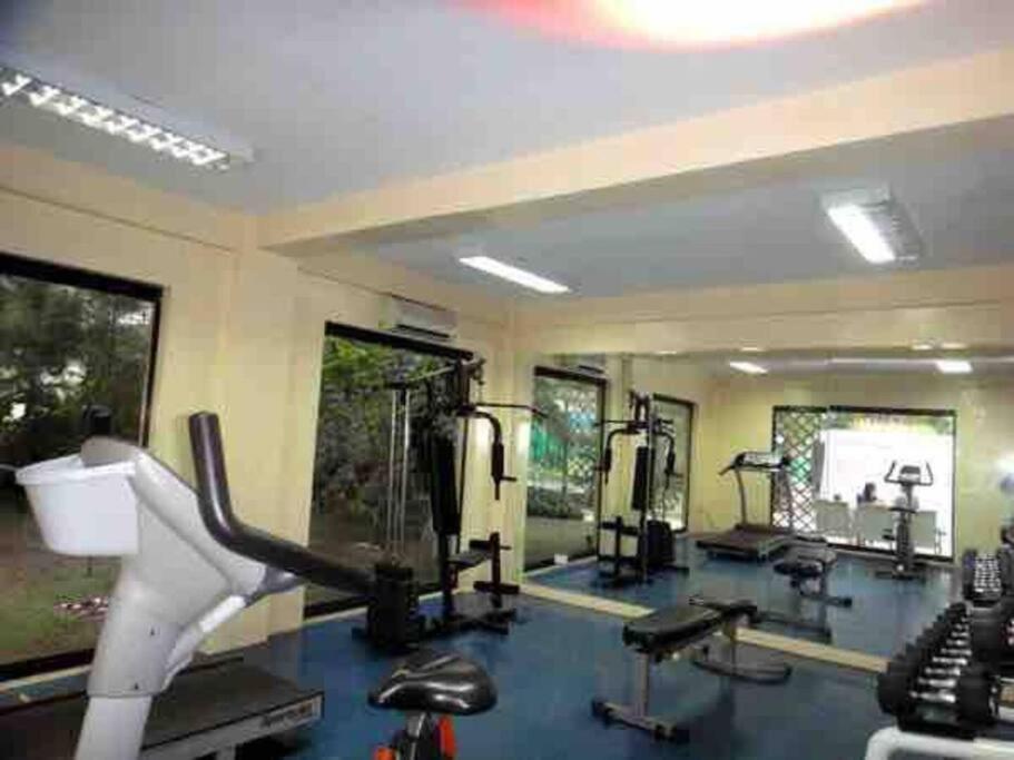 Budget Family Limited Offer Max 8 Persons Condo Unit Center Davao City Ngoại thất bức ảnh